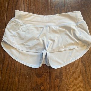 ✨2 for $30✨ LULU light periwinkle shorts